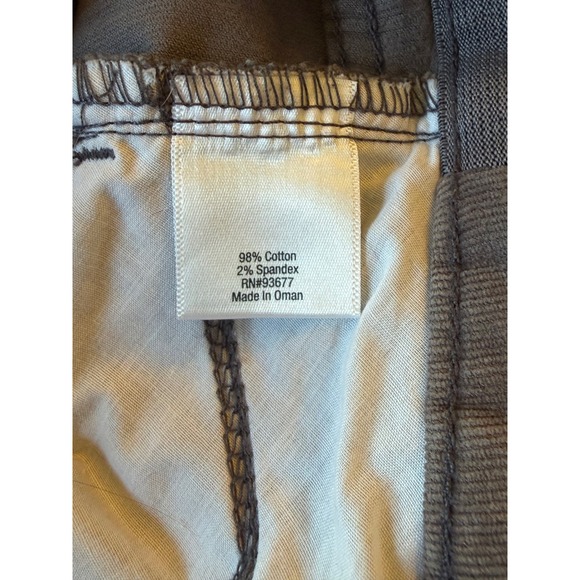St Johns Bay Straight Leg Corduroy Pants Women's Size 18P Gray Cotton Spandex - Picture 4 of 4